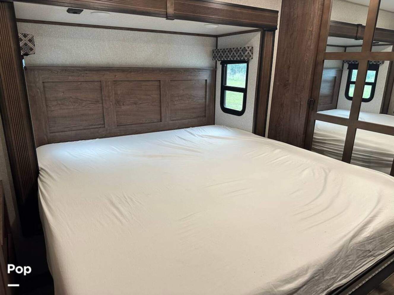A photo of this 2021 Kz Durango Gold 382MBQ