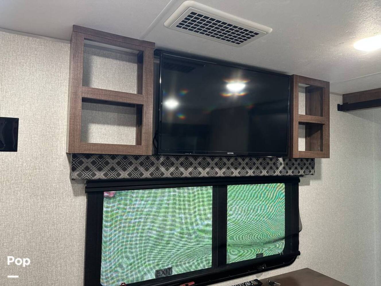 A photo of this 2021 Kz Durango Gold 382MBQ