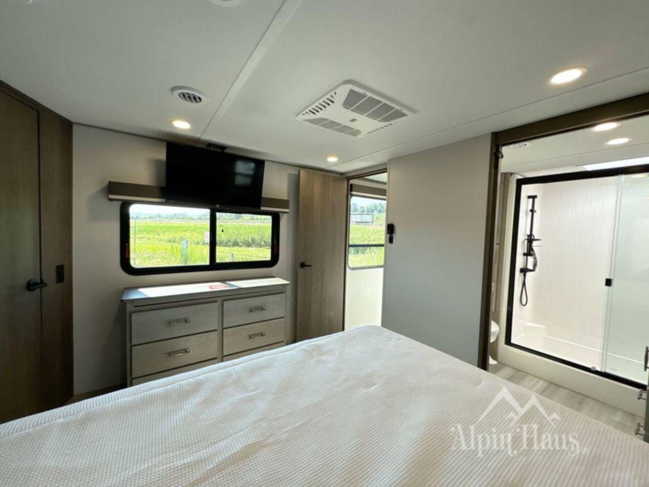 A photo of this 2025 Grand Design Influence 3203GK