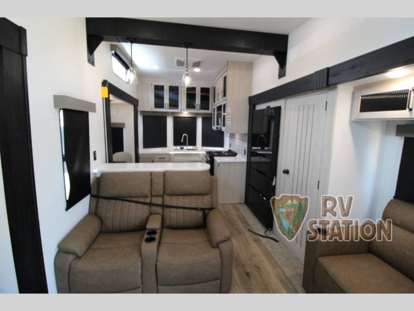 A photo of this 2026 Forest River Rv Puma Vista 403LFT