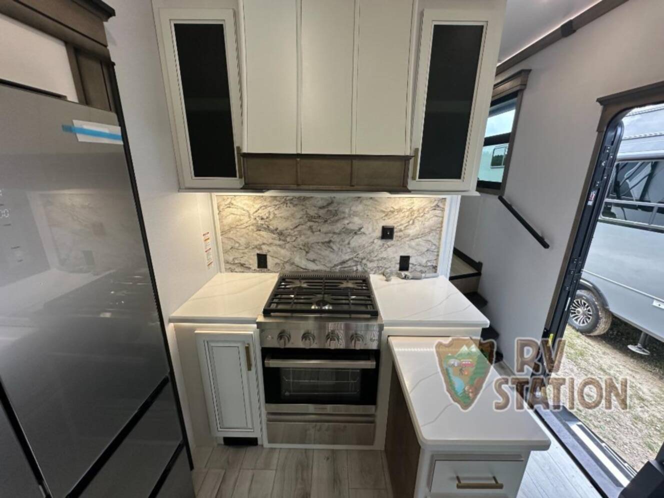 A photo of this 2026 Keystone Rv Montana 3231CK