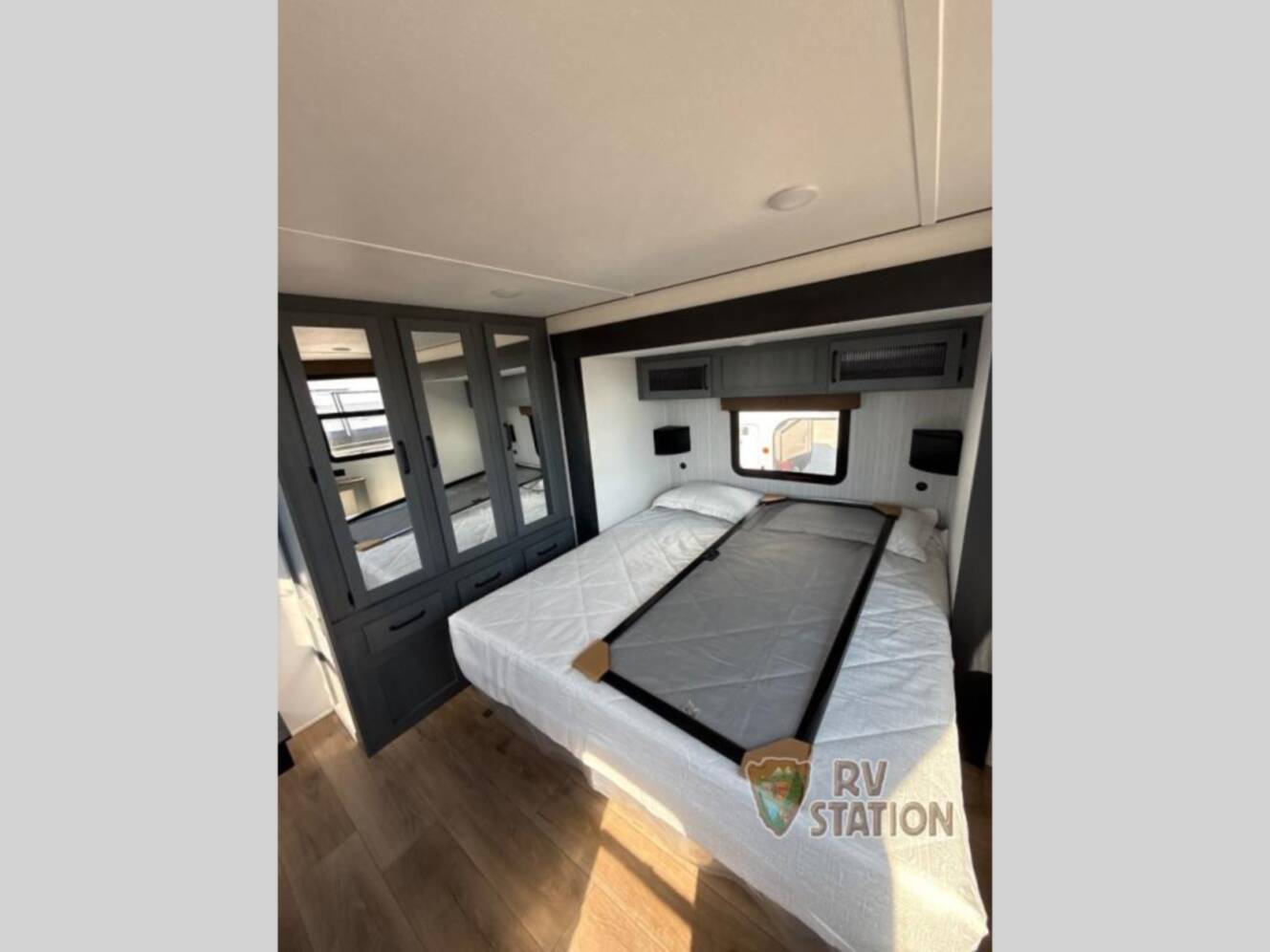 A photo of this 2026 Forest River Rv Puma Vista 420LFT