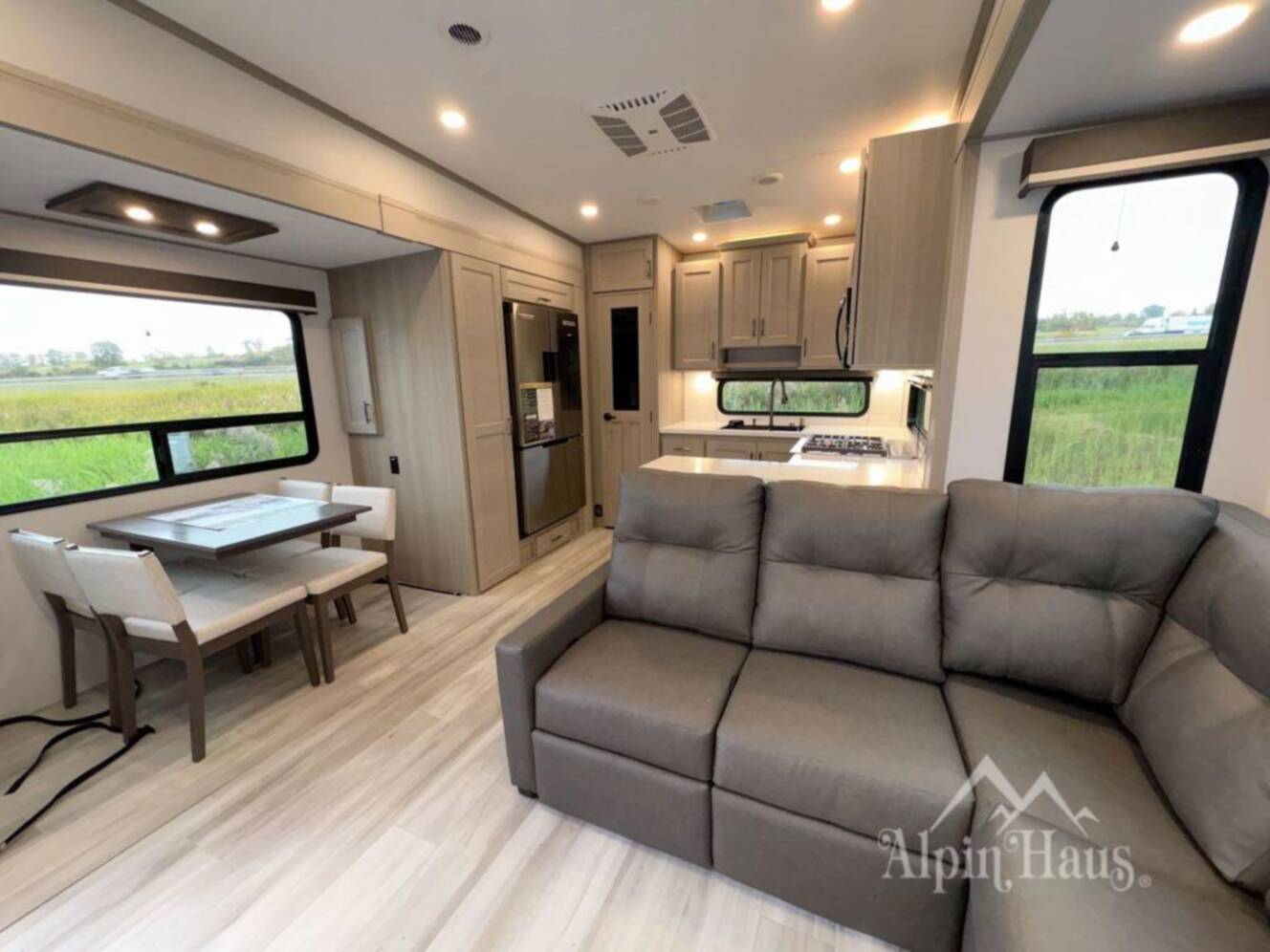 A photo of this 2025 Grand Design Influence 3203GK