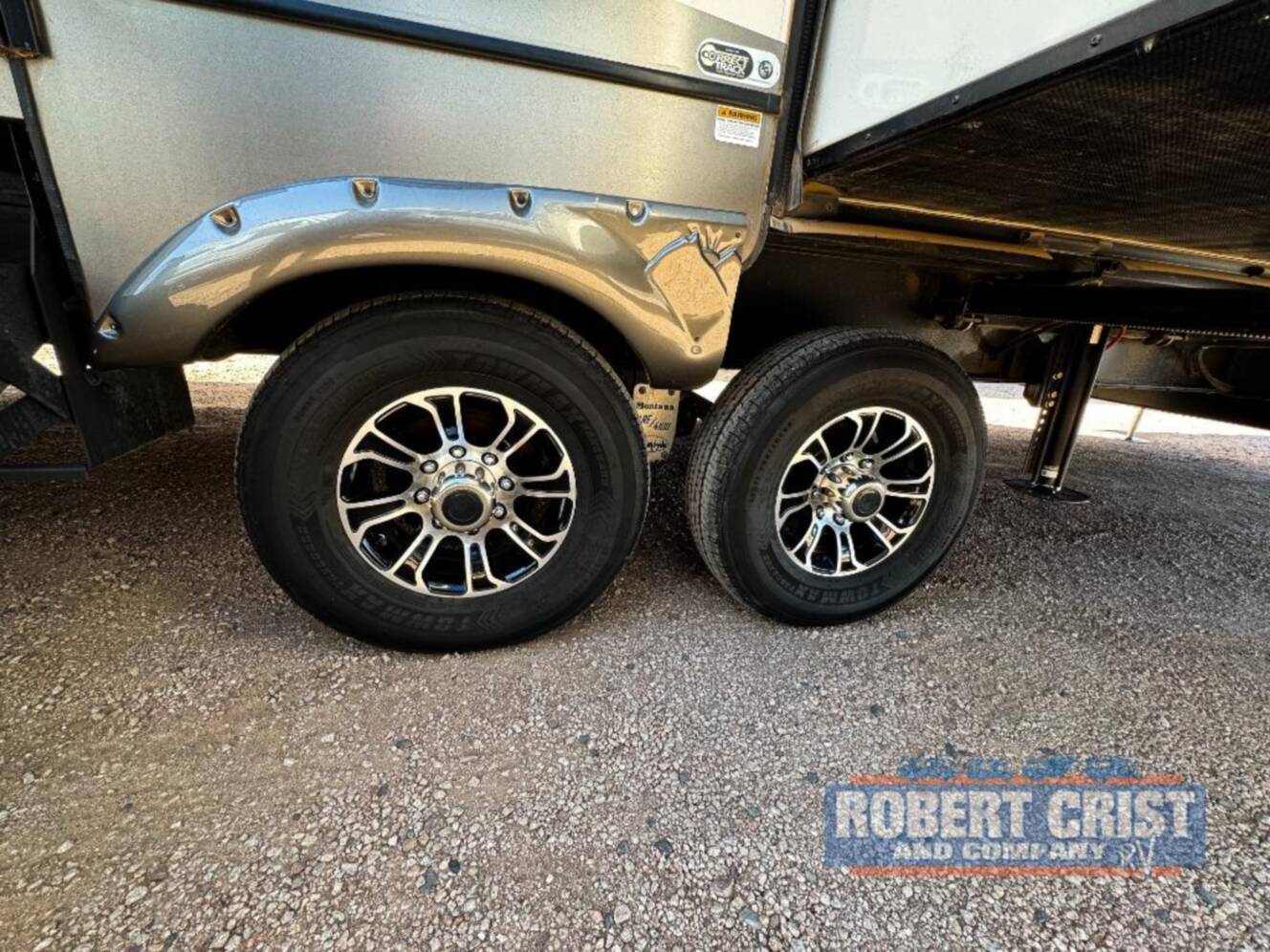 A photo of this 2015 Keystone Rv MONTANA LEGACY 3710FL