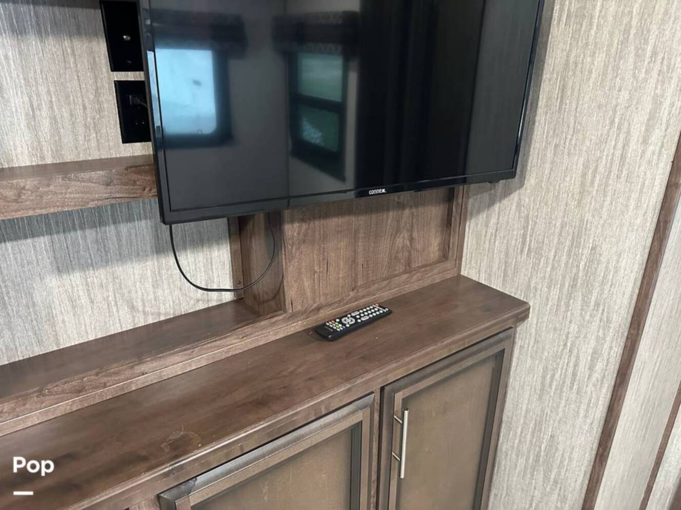 A photo of this 2021 Kz Durango Gold 382MBQ