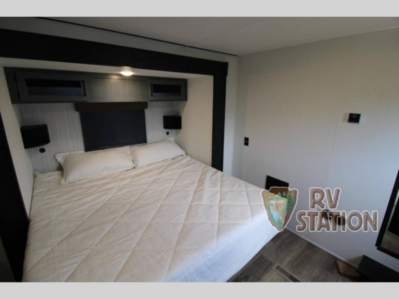 A photo of this 2026 Forest River Rv Puma Vista 403LFT