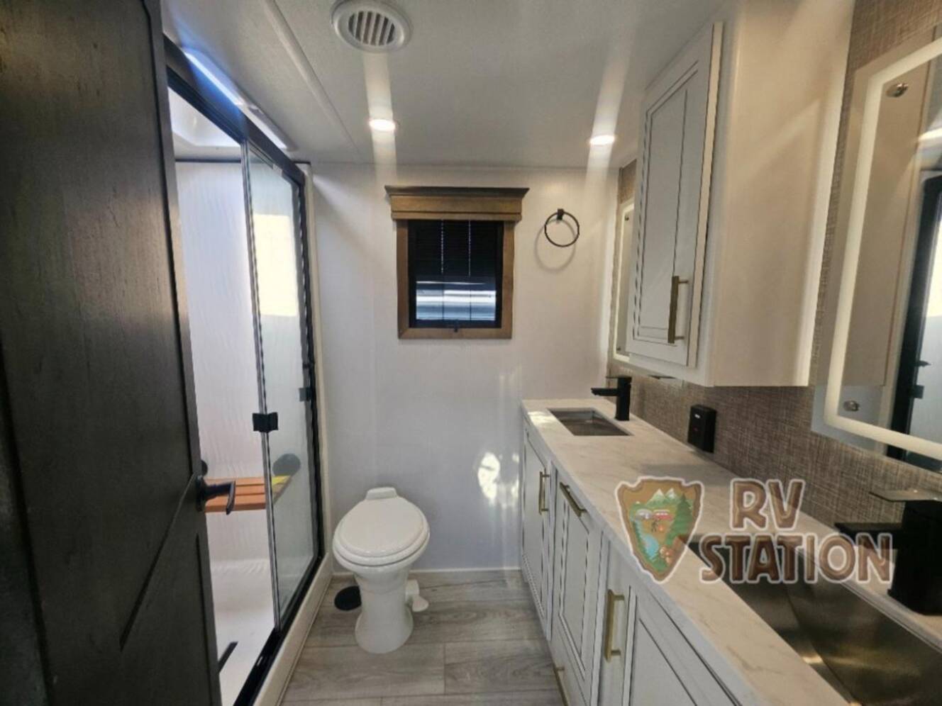 A photo of this 2026 Keystone Rv Montana 3231CK
