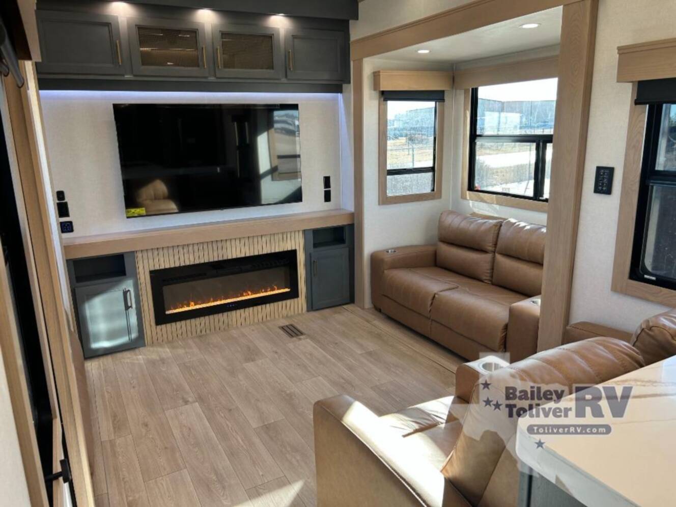 A photo of this 2026 Redwood Rv Redwood 415RD