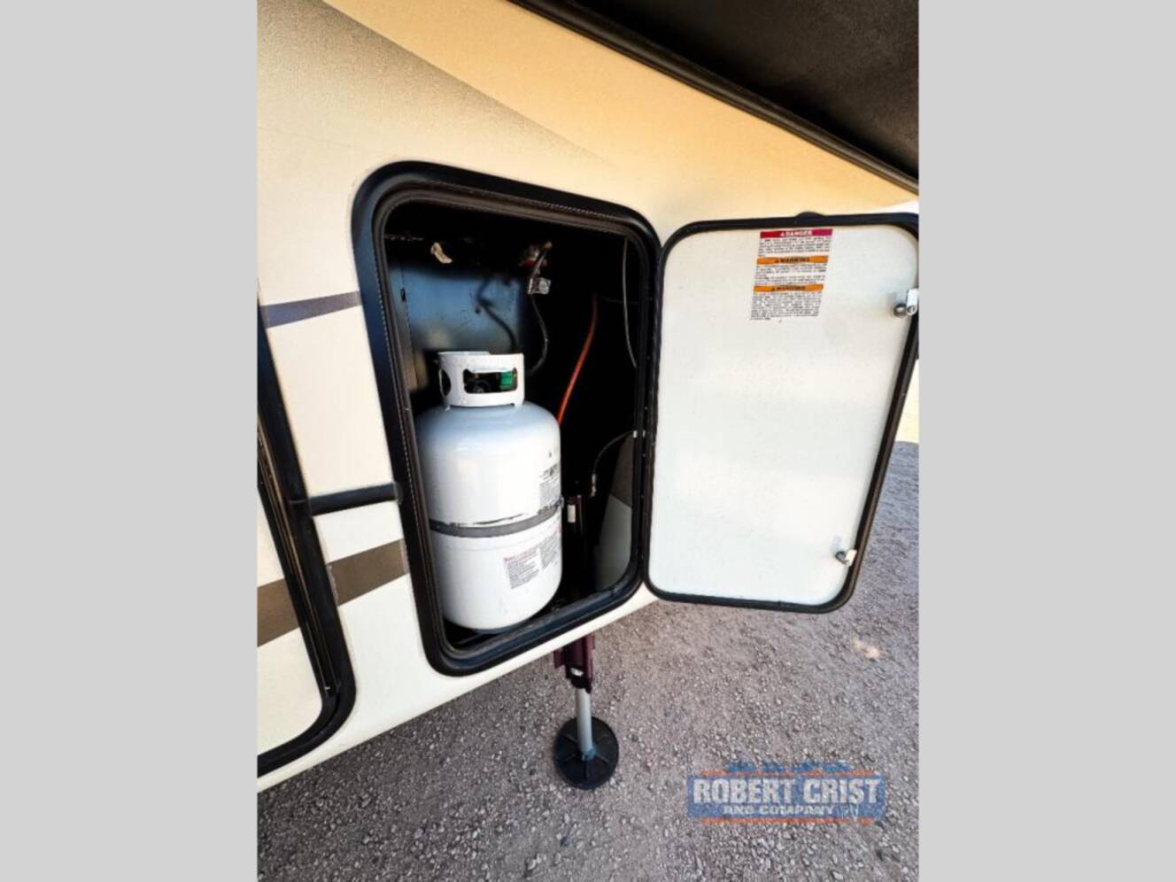 A photo of this 2015 Keystone Rv MONTANA LEGACY 3710FL
