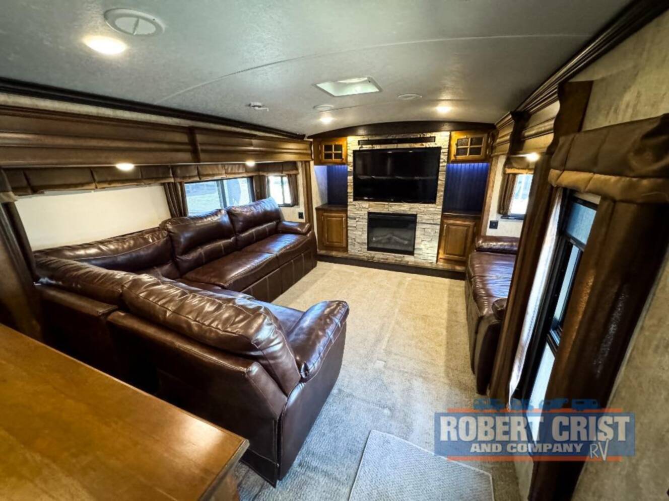 A photo of this 2015 Keystone Rv MONTANA LEGACY 3710FL