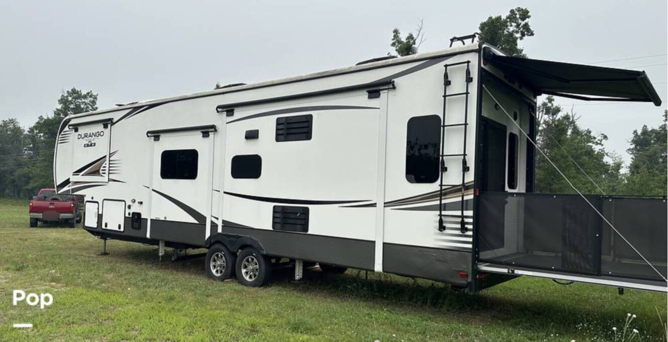 A photo of this 2021 Kz Durango Gold 382MBQ