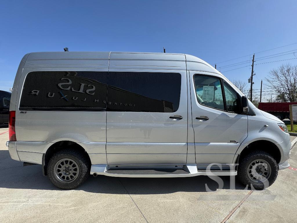 2026 Midwest Automotive Designs Luxe Cruiser D4 AWD in houston TX