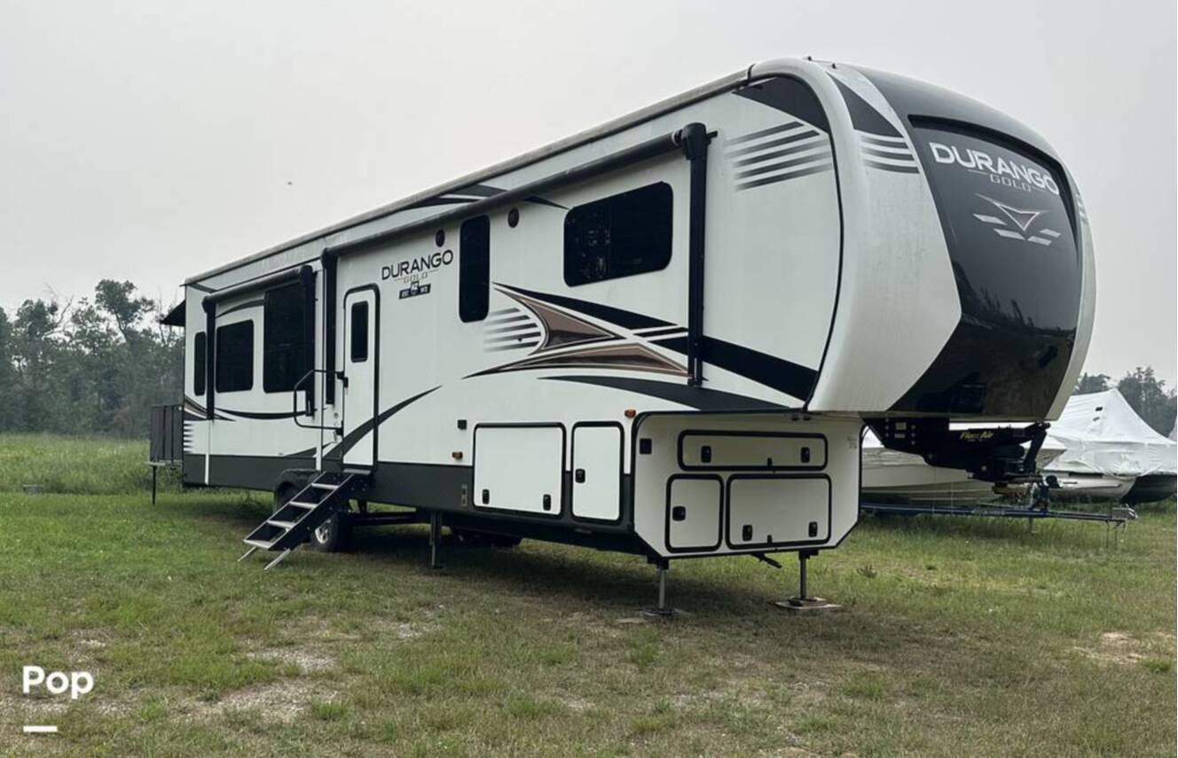 A photo of this 2021 Kz Durango Gold 382MBQ