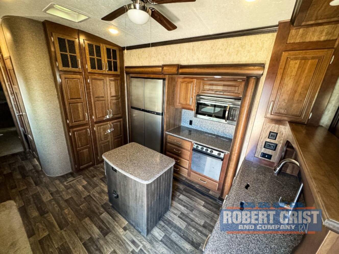 A photo of this 2015 Keystone Rv MONTANA LEGACY 3710FL