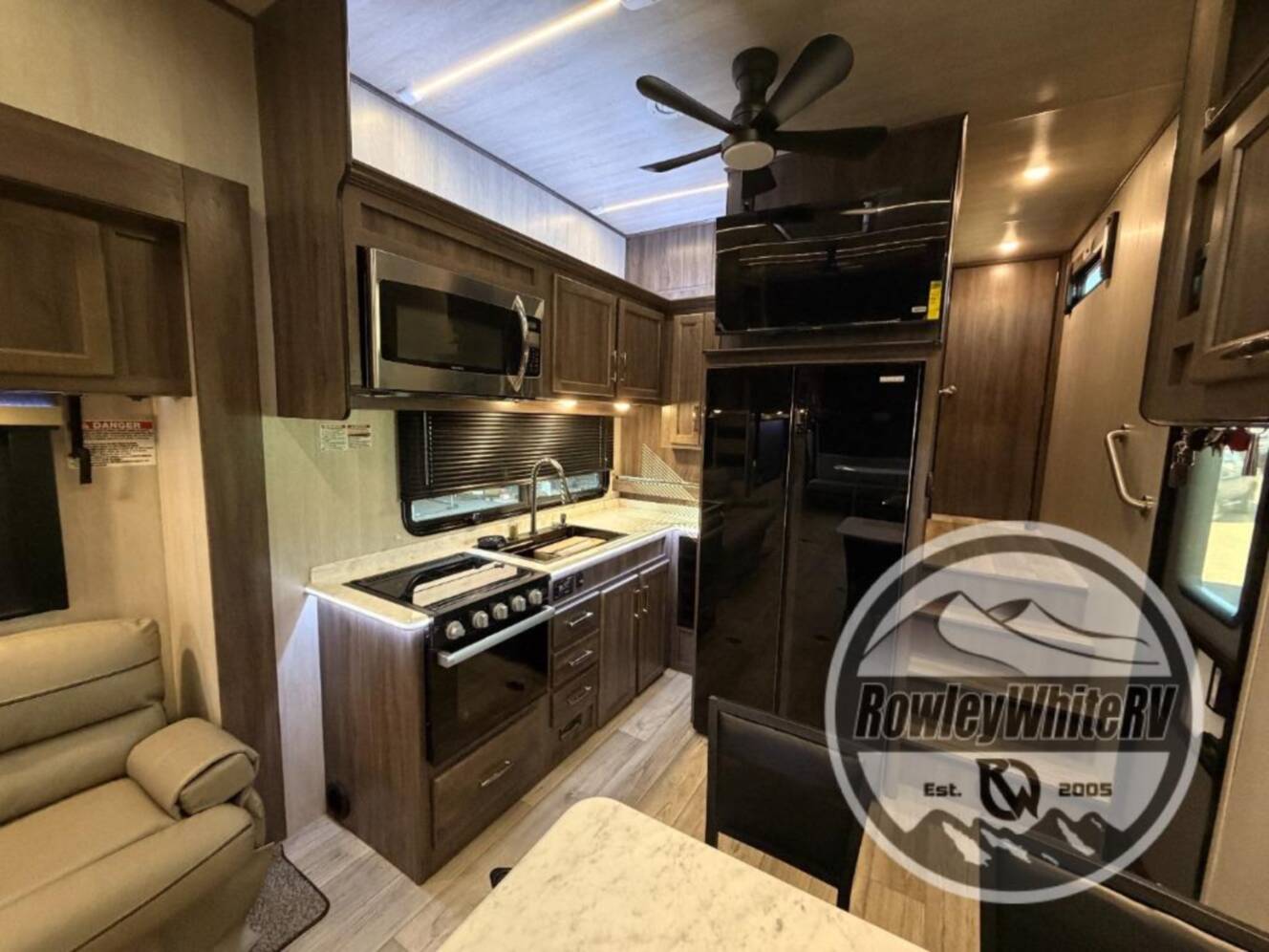 A photo of this 2026 Genesis Supreme Genesis Supreme 40CRXL