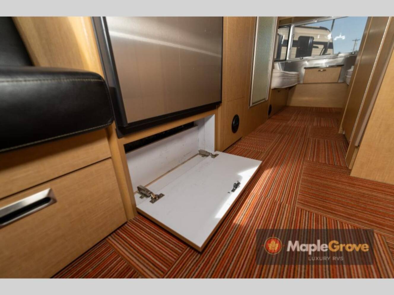 A photo of this 2015 Airstream Flying Cloud 25FB