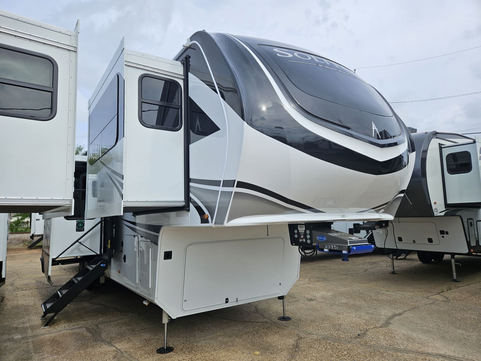 2026 Grand Design Solitude 380FL in bossier city LA