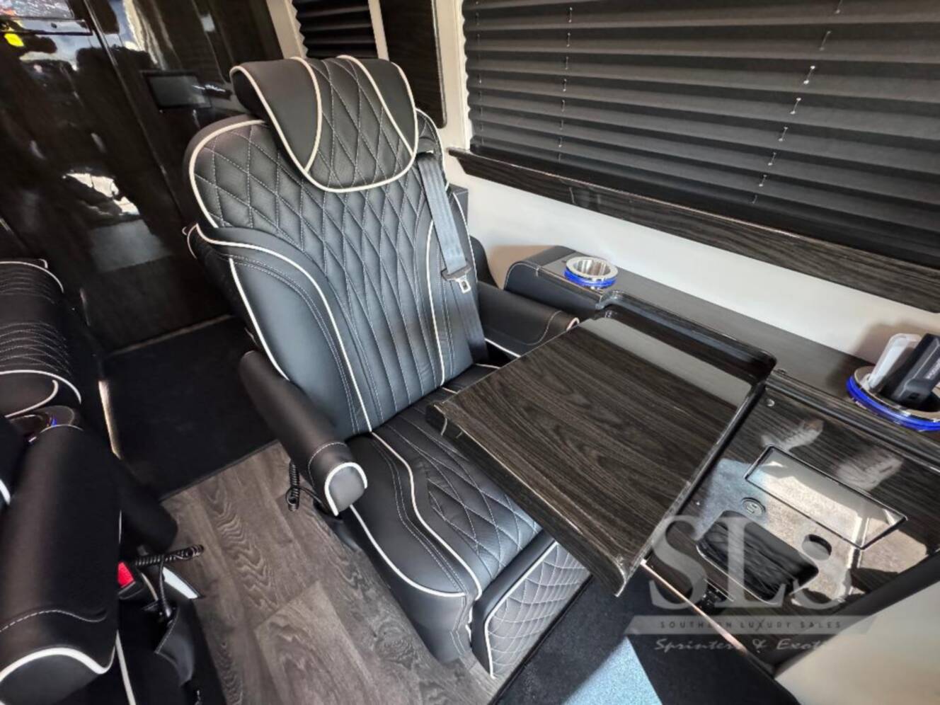 A photo of this 2026 Midwest Automotive Designs Luxe Cruiser D4 AWD