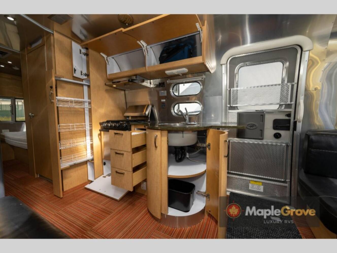 A photo of this 2015 Airstream Flying Cloud 25FB