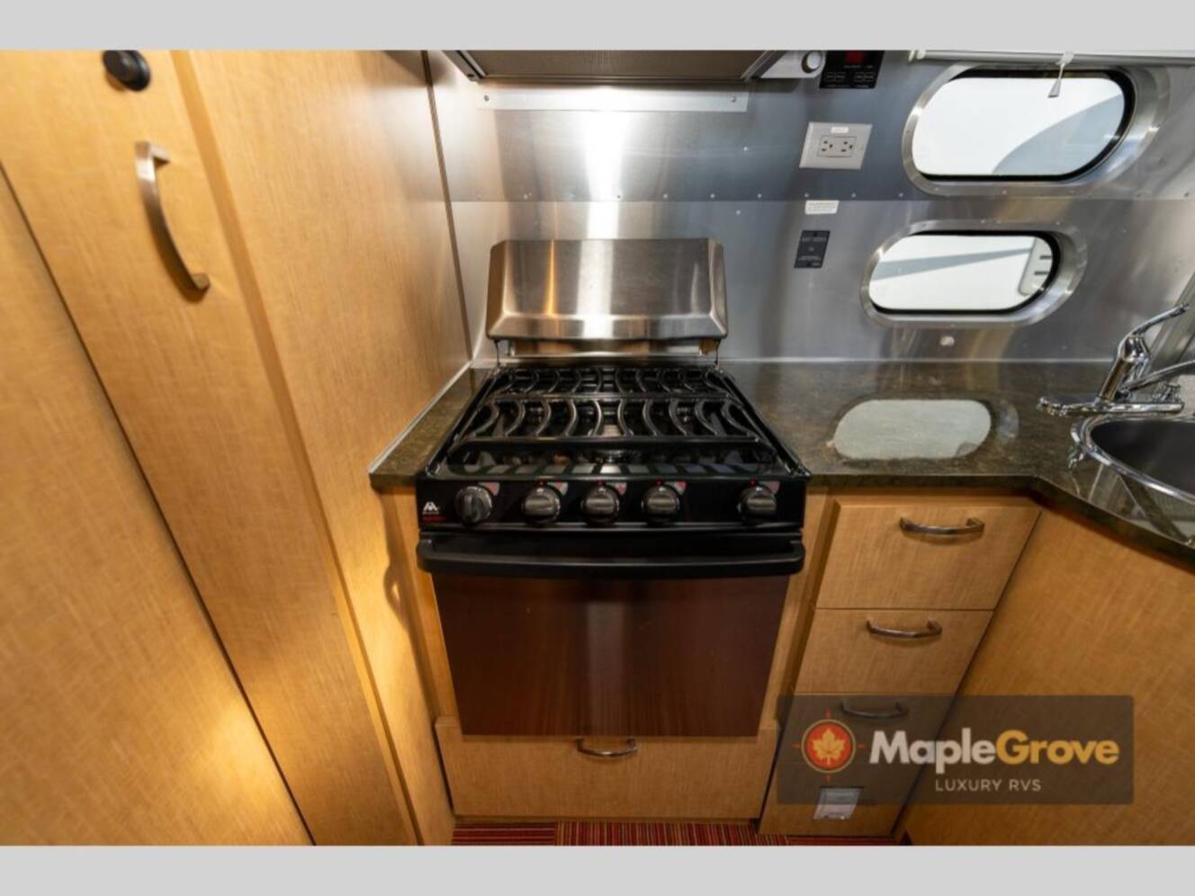 A photo of this 2015 Airstream Flying Cloud 25FB