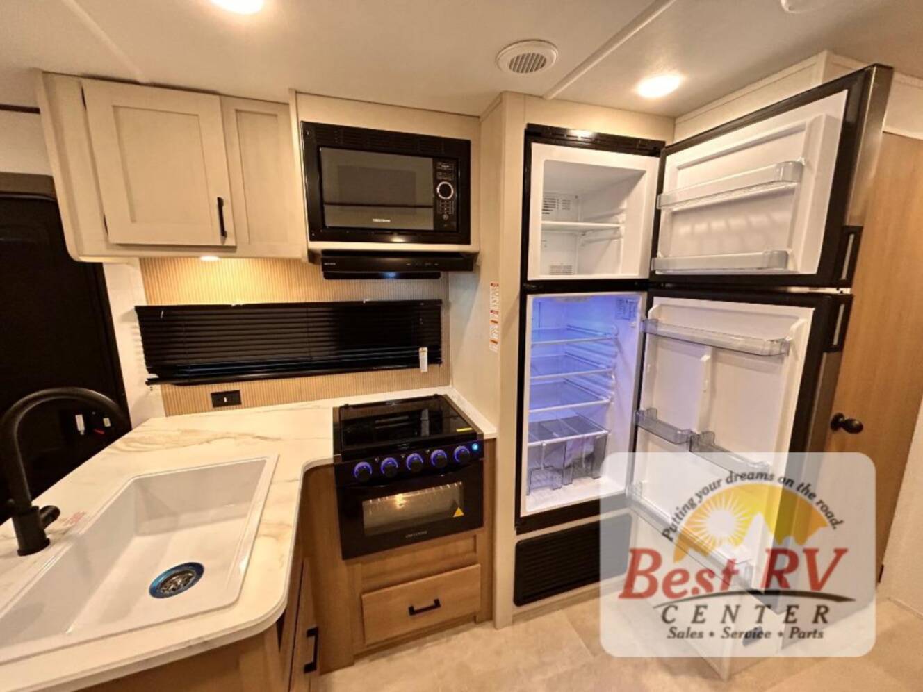 A photo of this 2026 Dutchmen Rv Aspen Trail LE 29TB