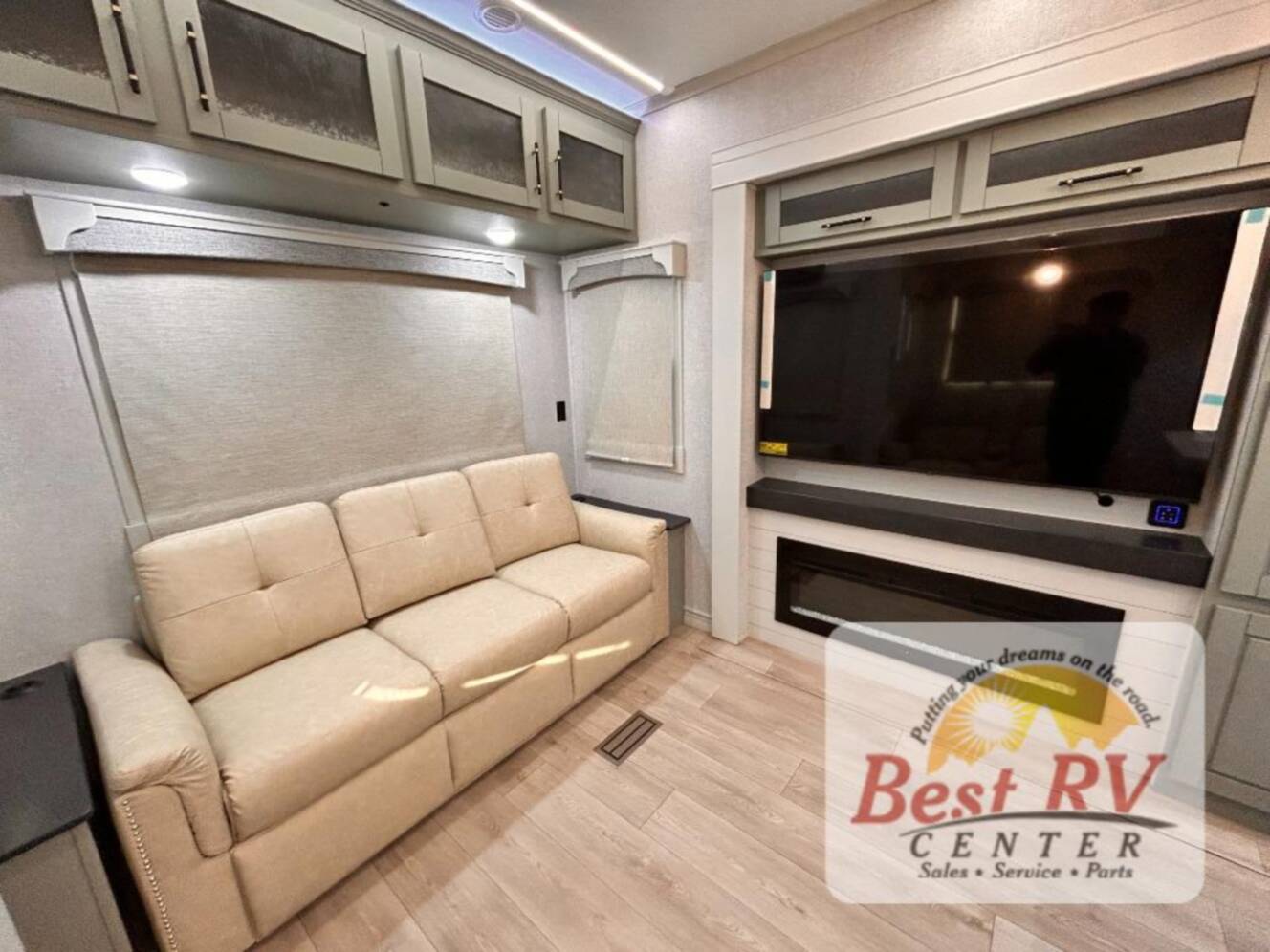 A photo of this 2026 Redwood Rv Redwood 412GK