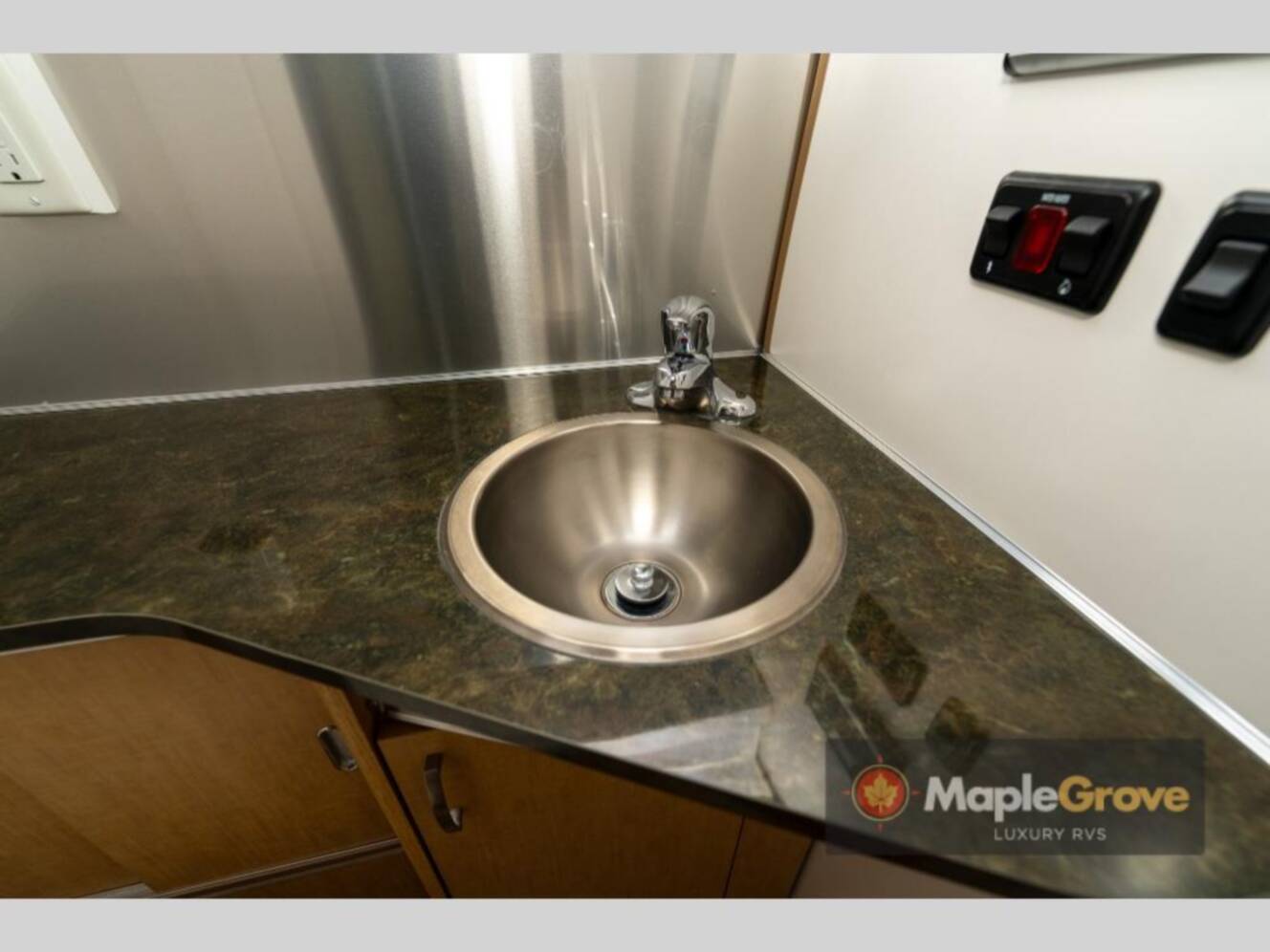 A photo of this 2015 Airstream Flying Cloud 25FB
