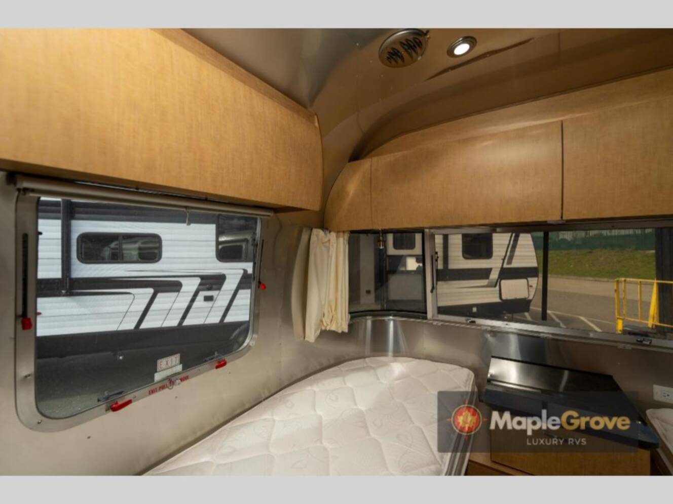 A photo of this 2015 Airstream Flying Cloud 25FB