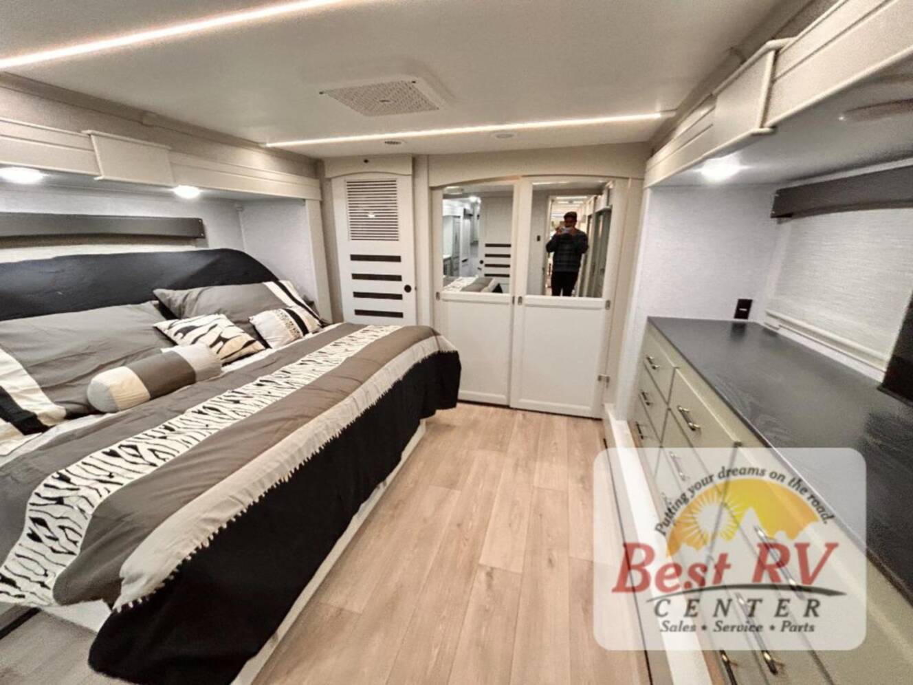 A photo of this 2026 Redwood Rv Redwood 412GK