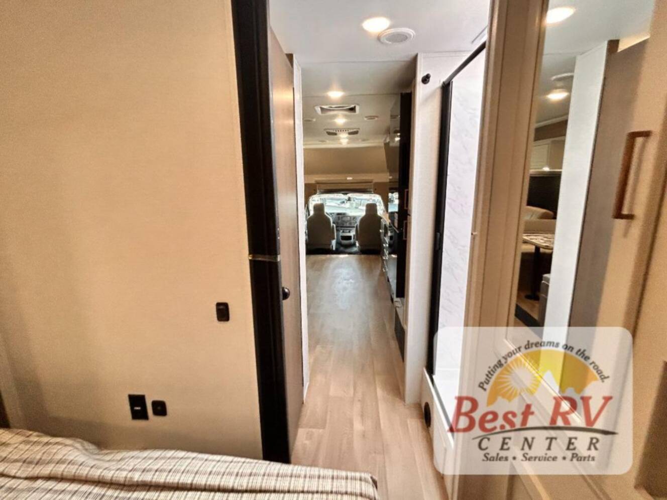 A photo of this 2026 East To West College Avenue 2951OK