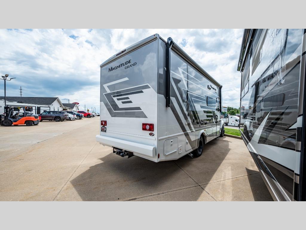 2026 Thor Motor Coach Magnitude GRAND 4x4 S29 in o'fallon MO