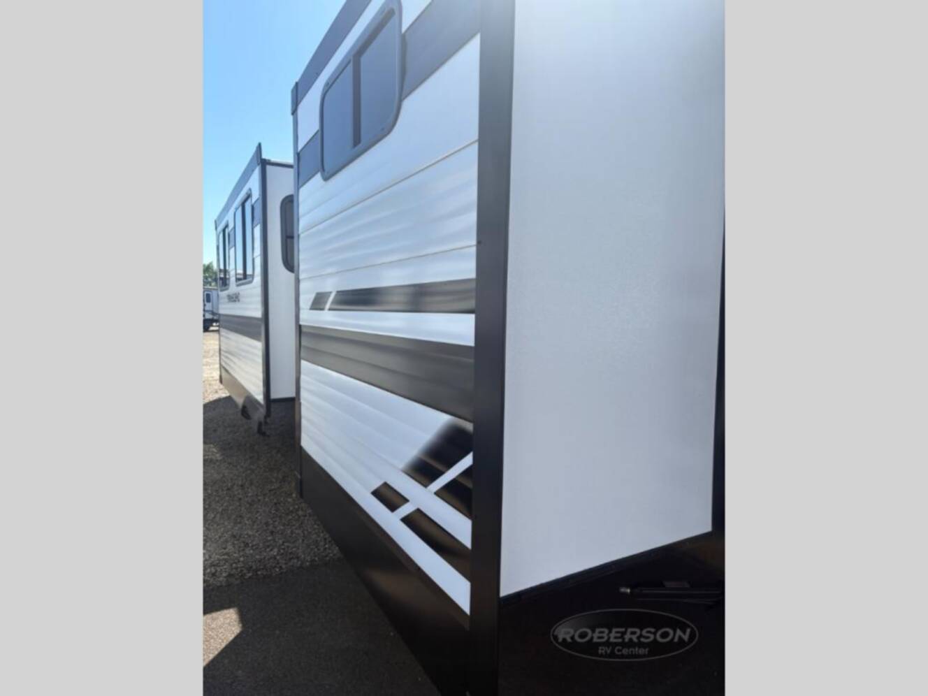 A photo of this 2026 Grand Design Transcend 325BHT