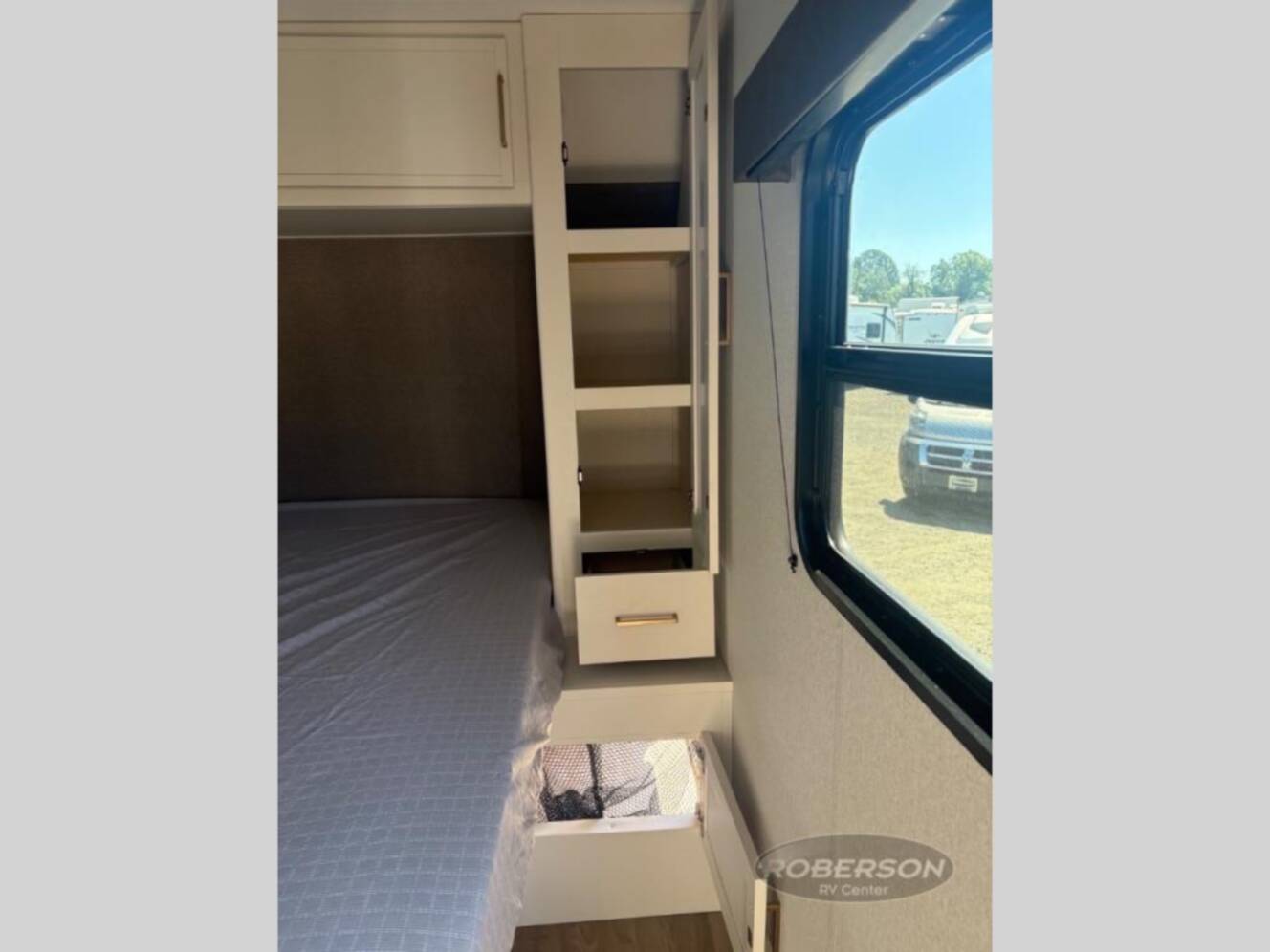 A photo of this 2026 Grand Design Transcend 325BHT