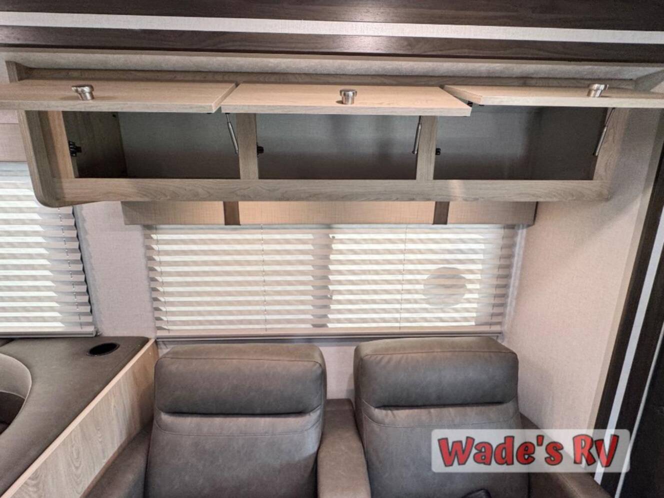 A photo of this 2026 Coachmen Rv Leprechaun 319MB Ford 450