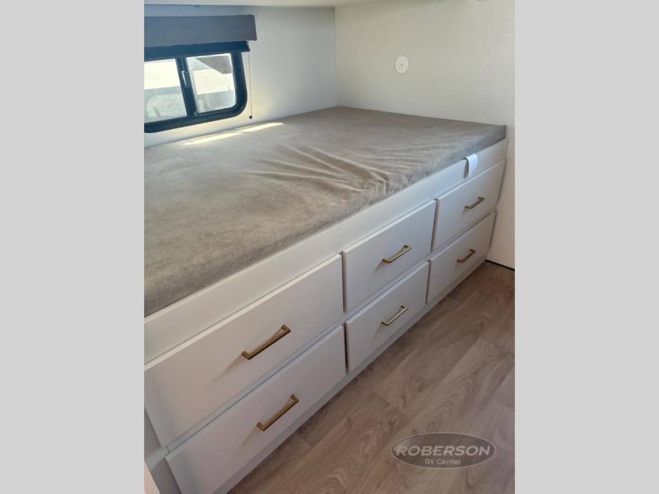 A photo of this 2026 Grand Design Transcend 325BHT