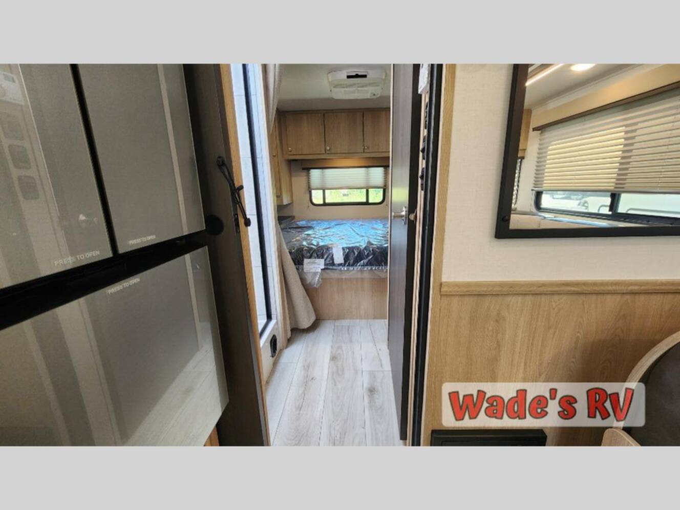 A photo of this 2026 Coachmen Rv Leprechaun 319MB Ford 450