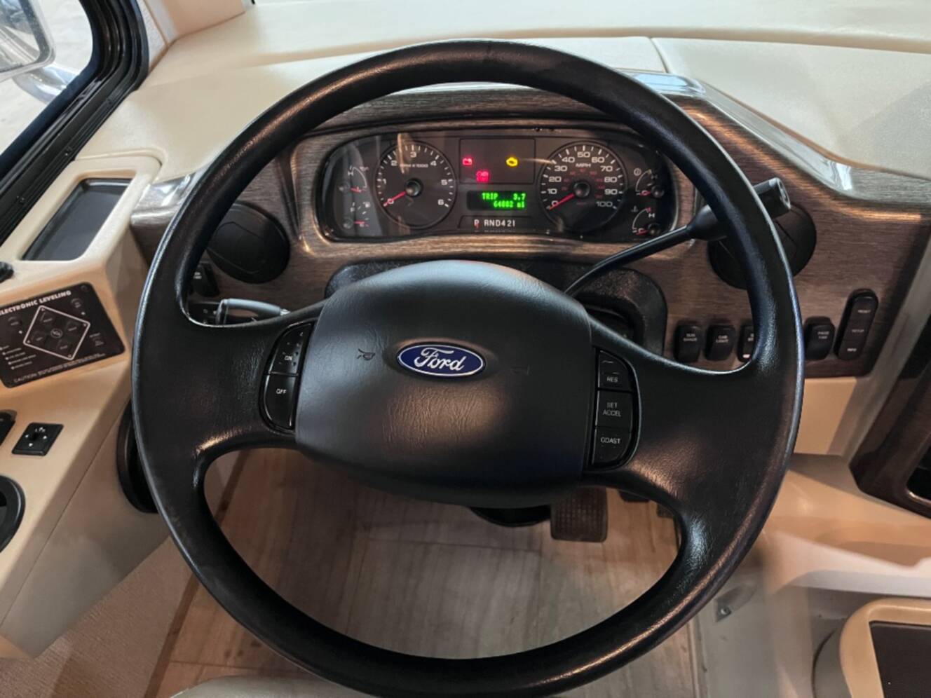 A photo of this 2019 Thor Motor Coach Windsport 29M