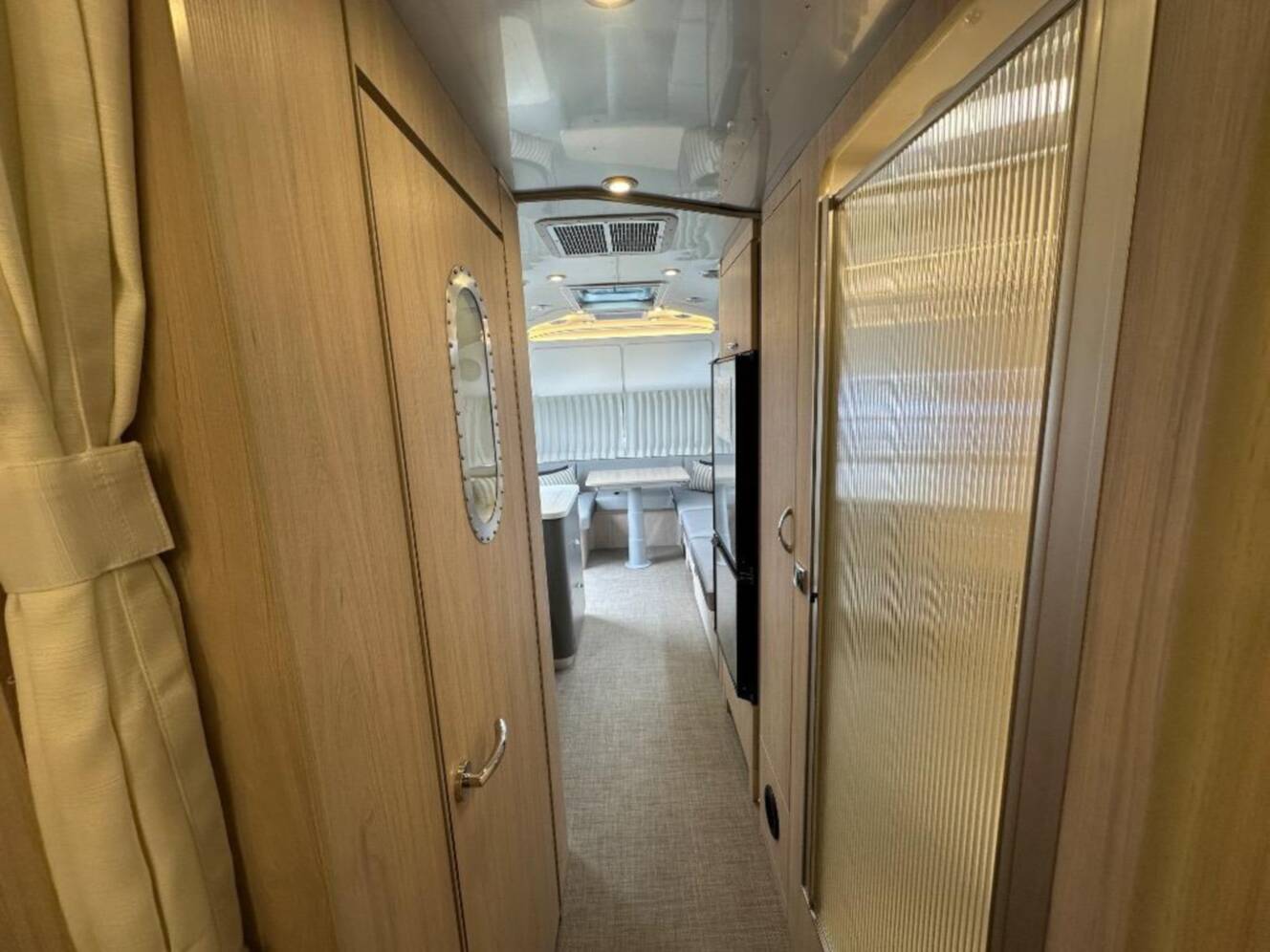 A photo of this 2026 Airstream Globetrotter 25FB