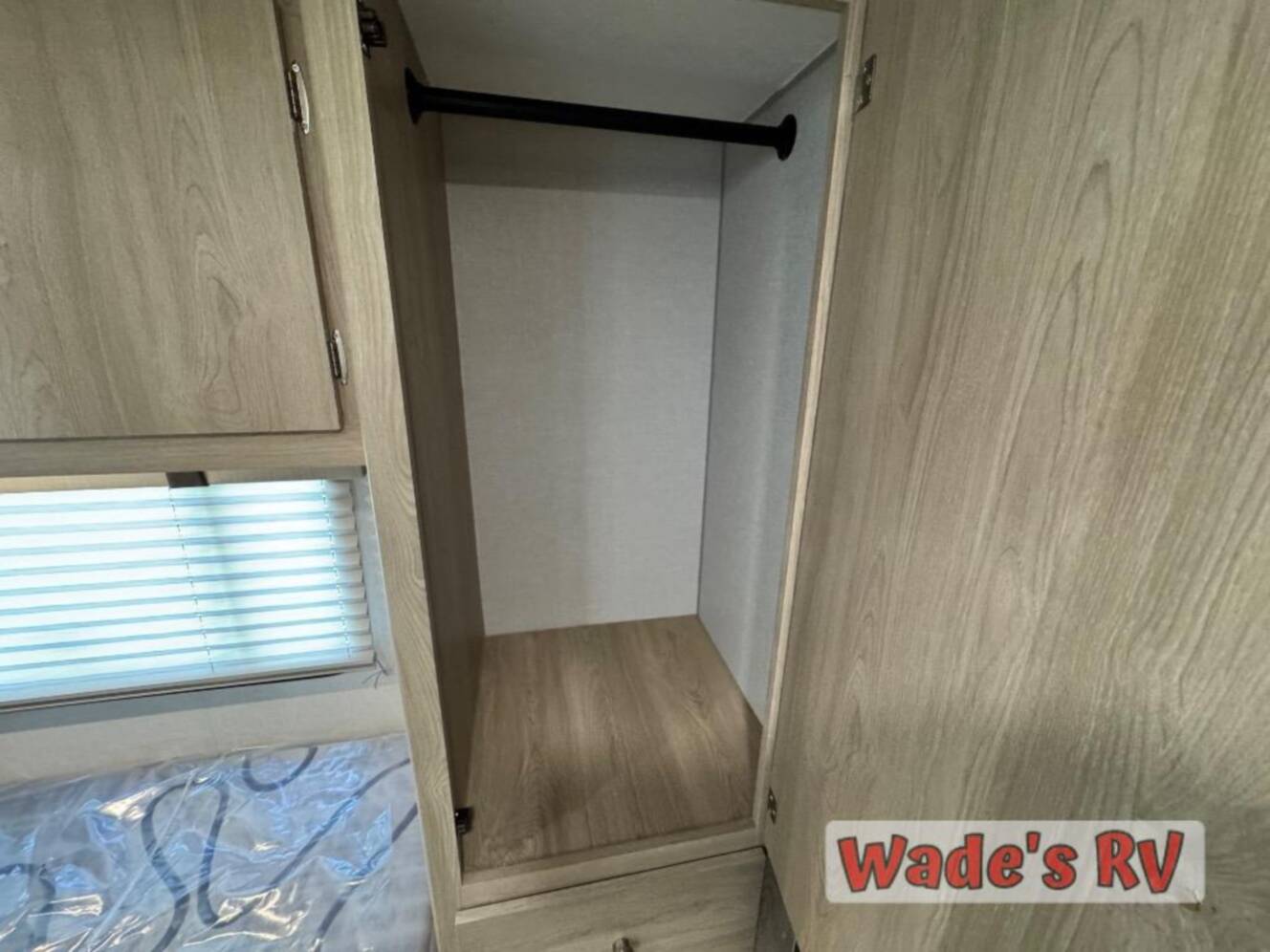 A photo of this 2026 Coachmen Rv Leprechaun 319MB Ford 450