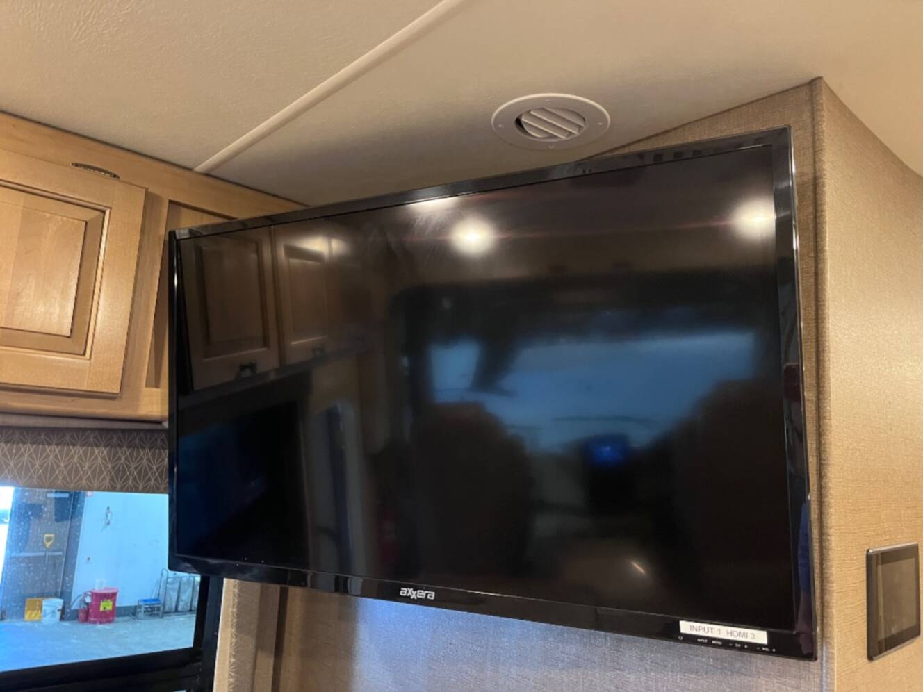 A photo of this 2019 Thor Motor Coach Windsport 29M