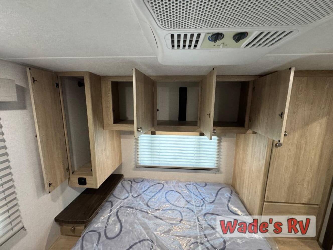 A photo of this 2026 Coachmen Rv Leprechaun 319MB Ford 450