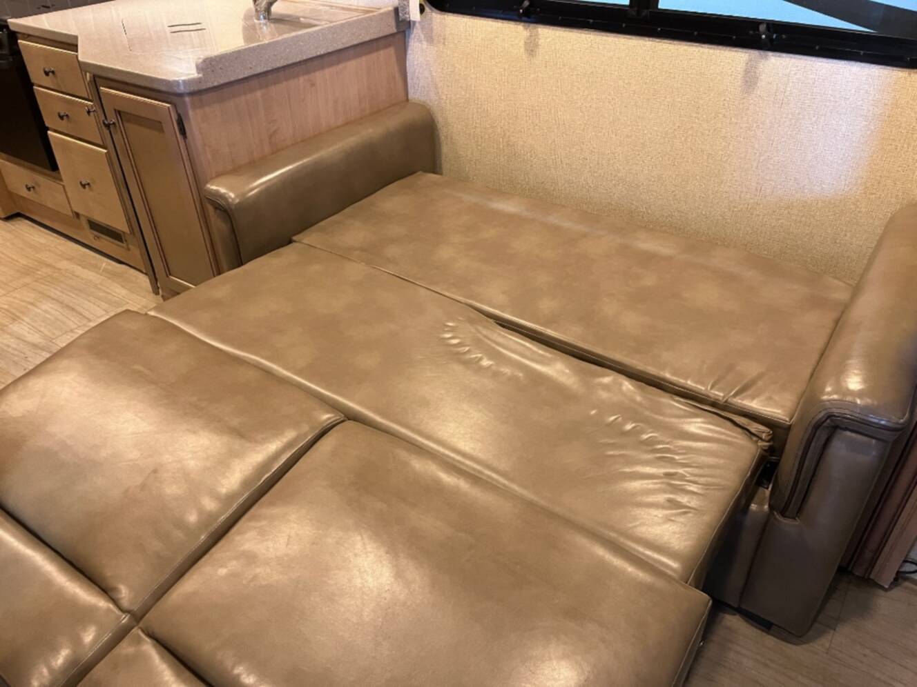 A photo of this 2019 Thor Motor Coach Windsport 29M