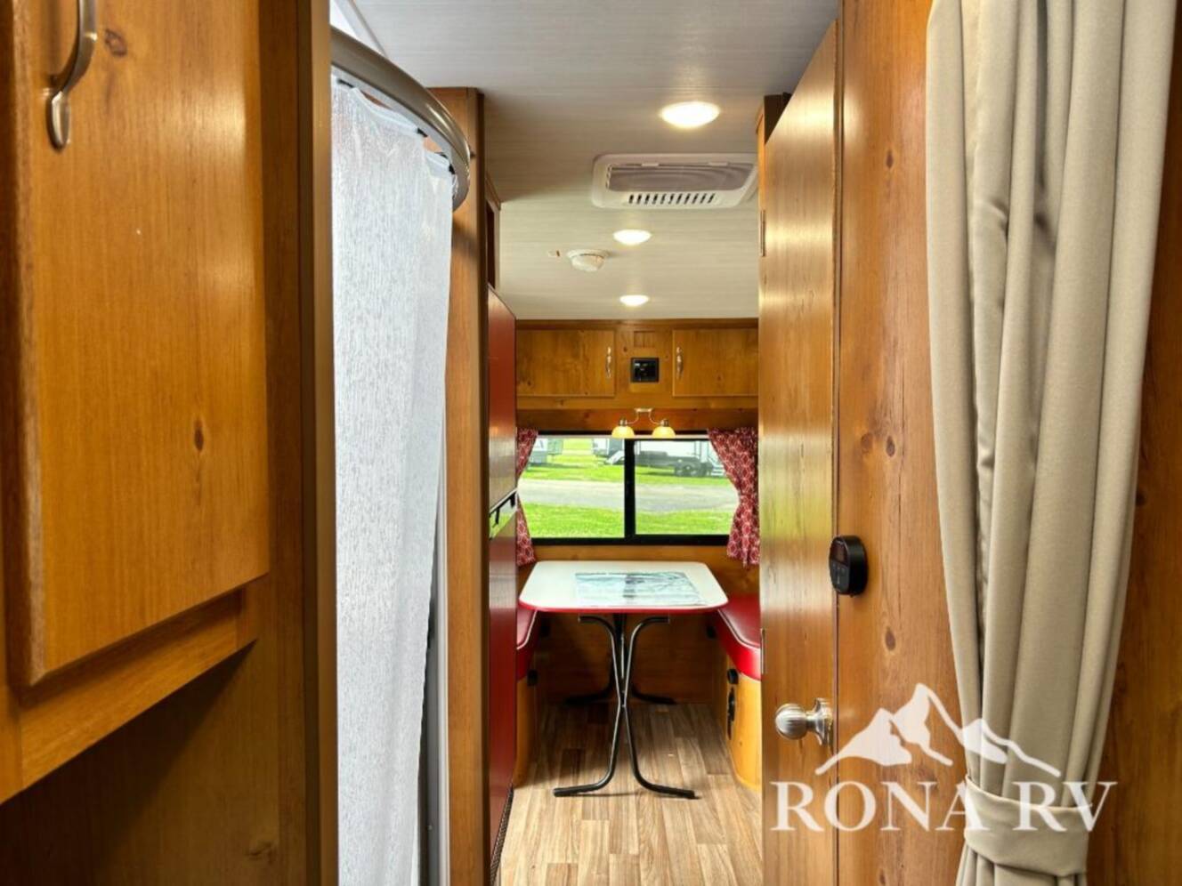 A photo of this 2026 Gulf Stream Rv Vintage Cruiser 19TWD
