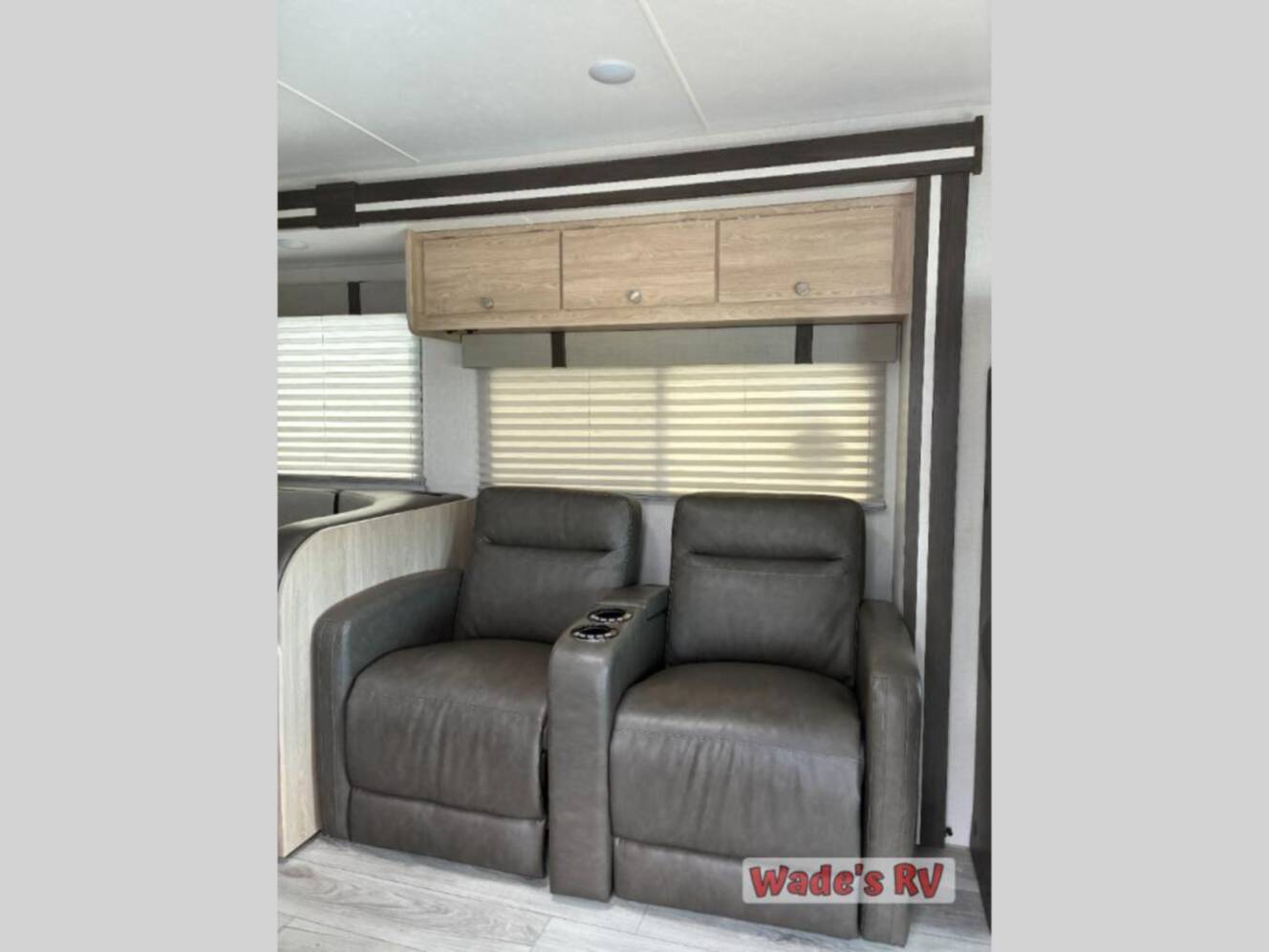 A photo of this 2026 Coachmen Rv Leprechaun 319MB Ford 450