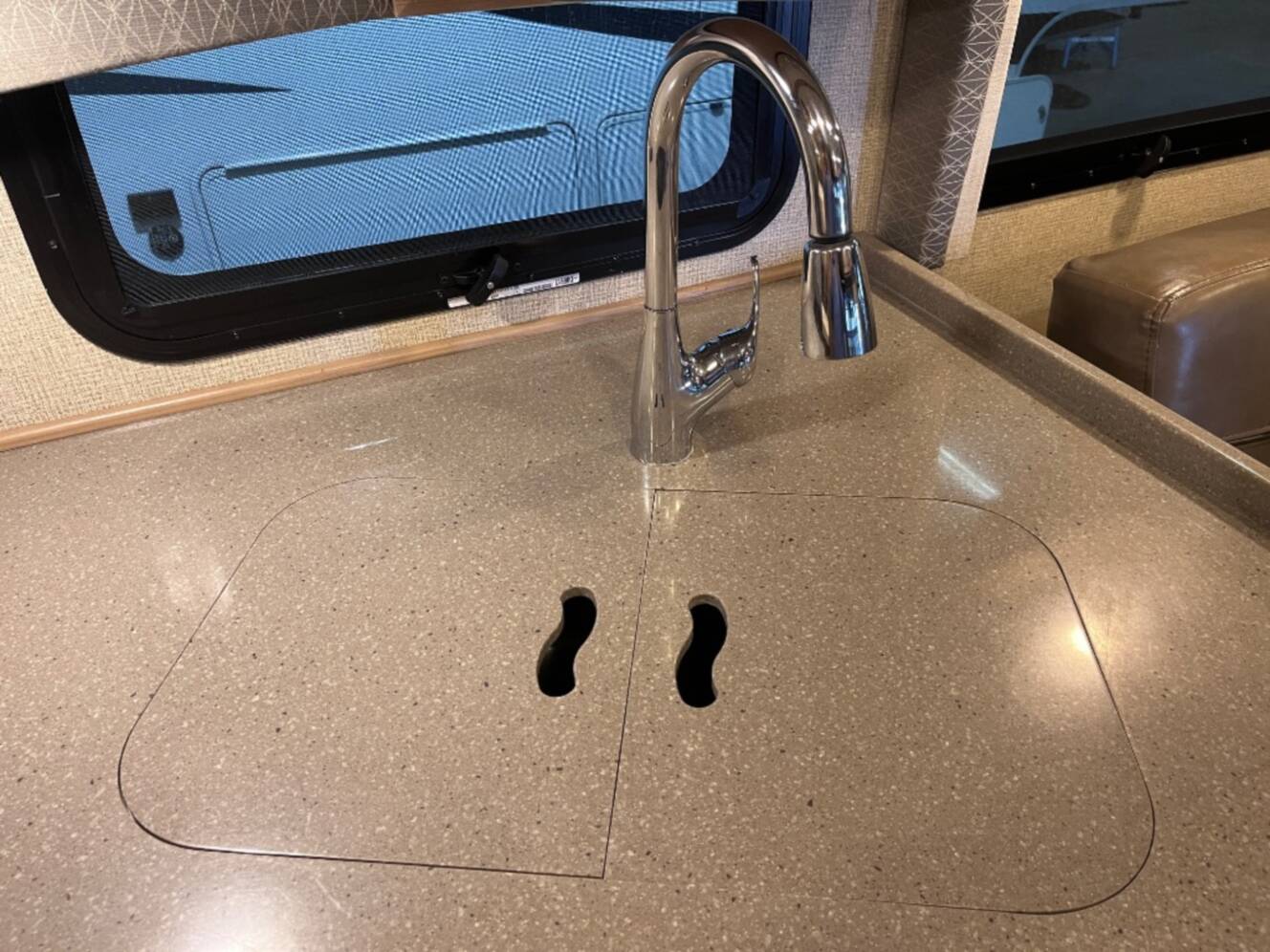 A photo of this 2019 Thor Motor Coach Windsport 29M