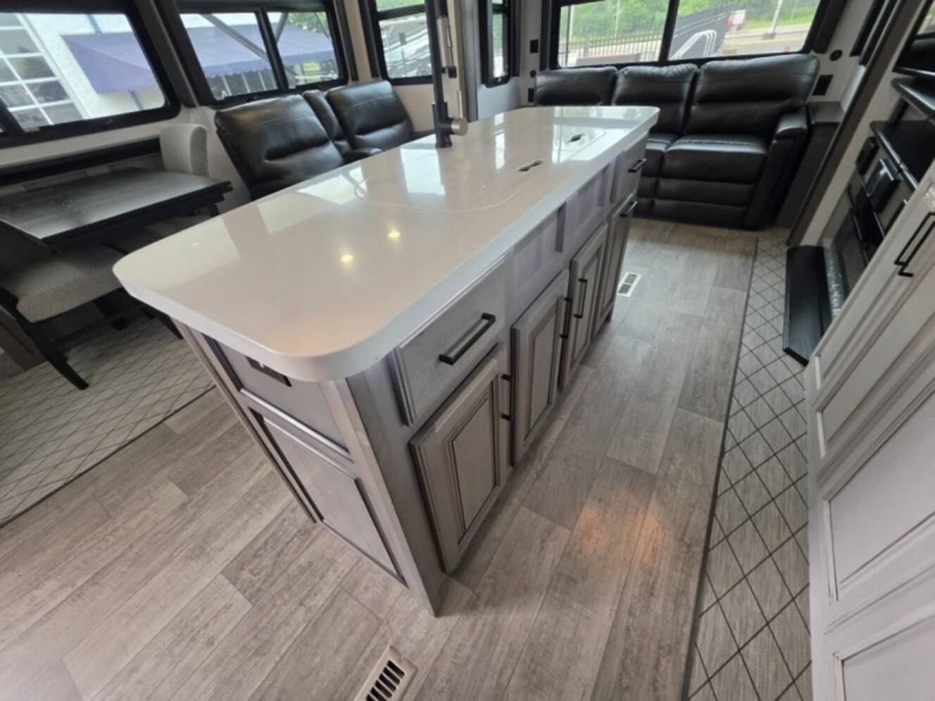 A photo of this 2022 Keystone Rv Montana 3231CK