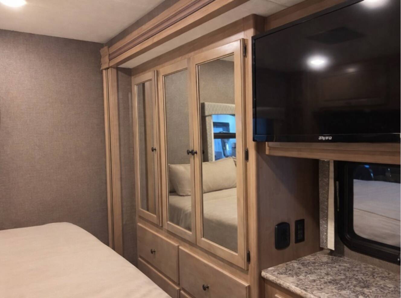 A photo of this 2019 Thor Motor Coach Windsport 29M