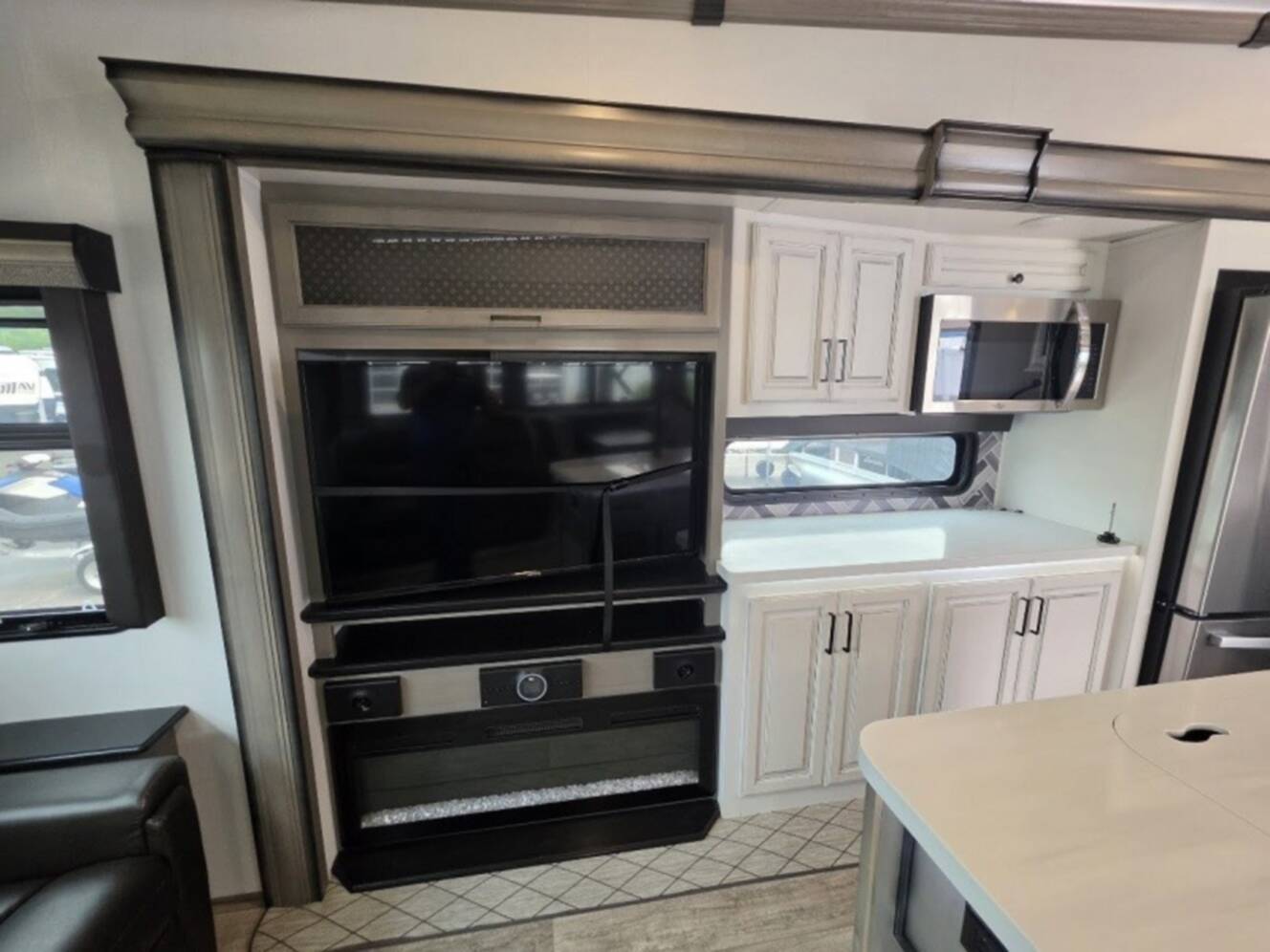 A photo of this 2022 Keystone Rv Montana 3231CK