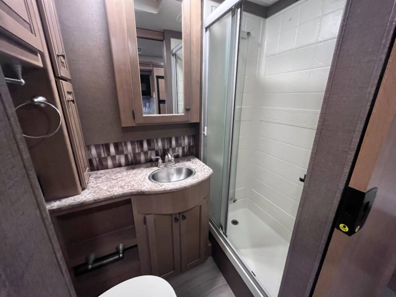 A photo of this 2019 Thor Motor Coach Windsport 29M