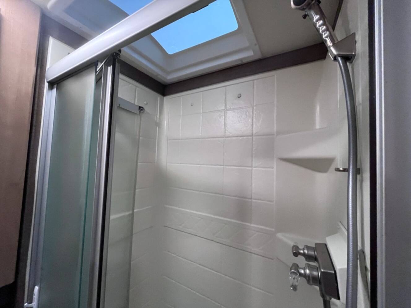A photo of this 2019 Thor Motor Coach Windsport 29M